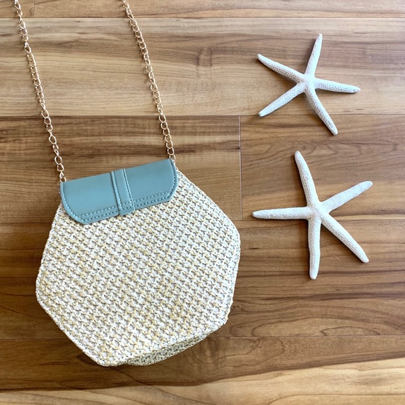 Geometric Straw Gold Chain Strap Shoulder Bag - Picture 2 of 9